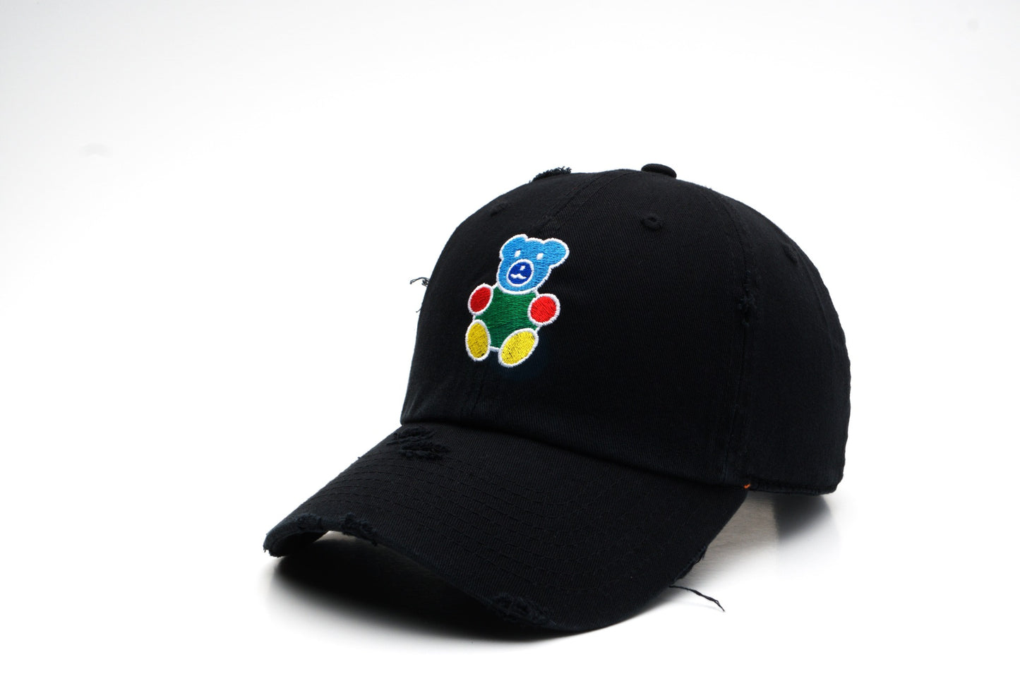 WHITE OUTLINE BEAR DAD HAT